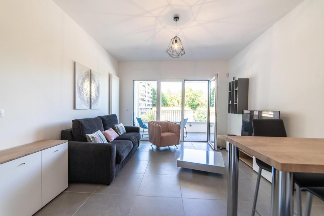 Apartment Close To The Old Town And The Lake Annecy Buitenkant foto